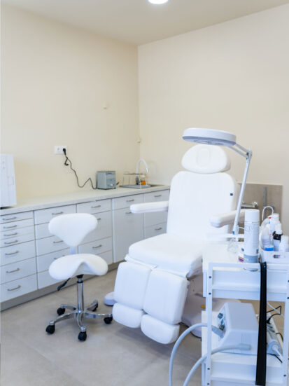 Advanced_Foot_Care_50